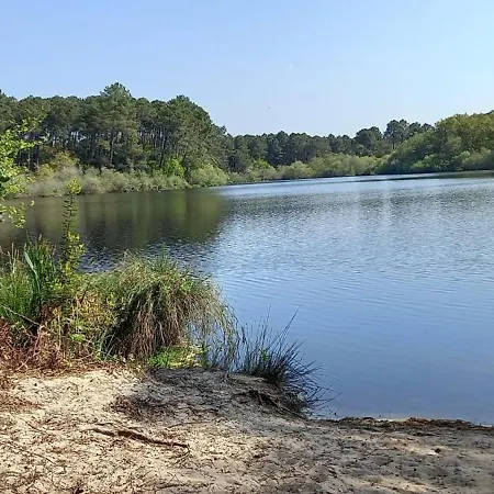 Dom wakacyjny Beautiful Duplex House With Terrace And Garden