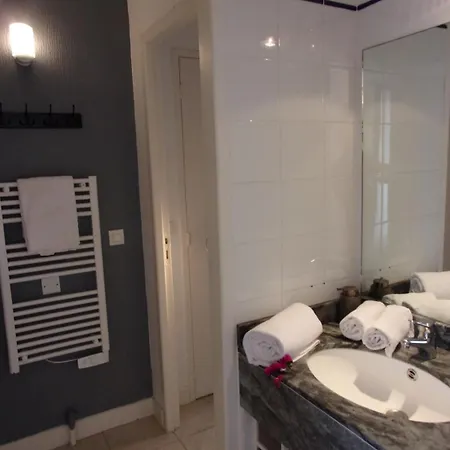 Nyaraló Beautiful Duplex House With Terrace And Garden *